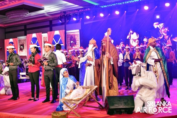 SLAF
SPREADS THE JOY OF THE SEASON WITH “A CHRISTMAS MIRACLE