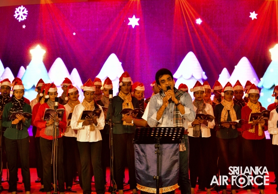 SLAF
SPREADS THE JOY OF THE SEASON WITH “A CHRISTMAS MIRACLE