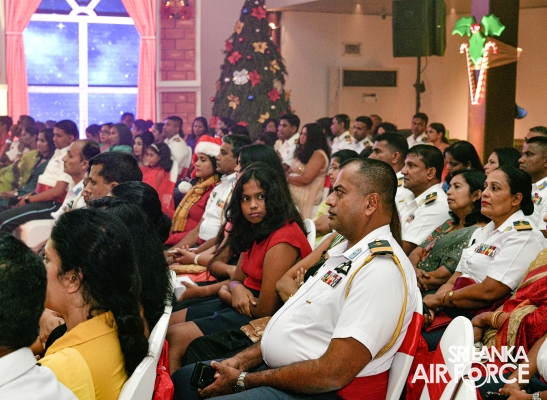SLAF
SPREADS THE JOY OF THE SEASON WITH “A CHRISTMAS MIRACLE