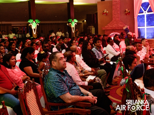 SLAF
SPREADS THE JOY OF THE SEASON WITH “A CHRISTMAS MIRACLE