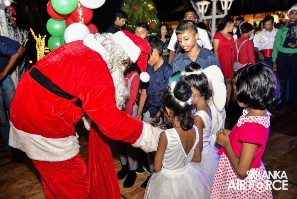 SLAF
SPREADS THE JOY OF THE SEASON WITH “A CHRISTMAS MIRACLE