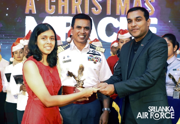 SLAF
SPREADS THE JOY OF THE SEASON WITH “A CHRISTMAS MIRACLE