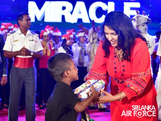 SLAF
SPREADS THE JOY OF THE SEASON WITH “A CHRISTMAS MIRACLE