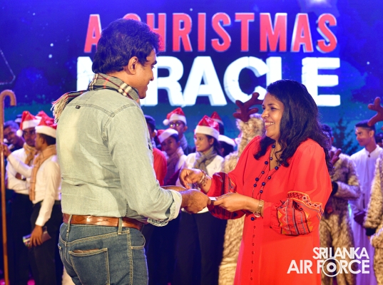 SLAF
SPREADS THE JOY OF THE SEASON WITH “A CHRISTMAS MIRACLE
