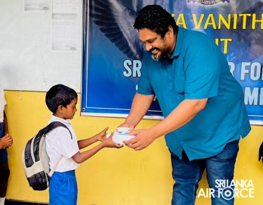 SEVA VANITHA UNIT SLAF STATION COLOMBO EXTENDS HELPING HANDS TO NEEDY
