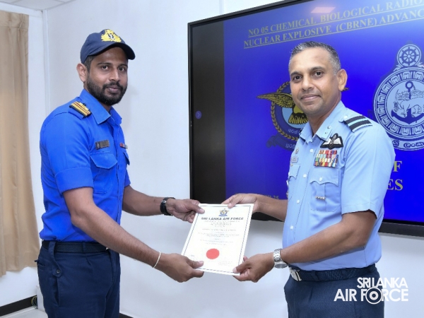 CERTIFICATE AWARDING CEREMONY OF NO. 05 CHEMICAL BIOLOGICAL RADIOLOGICAL NUCLEAR EXPLOSIVE ADVANCE COURSE