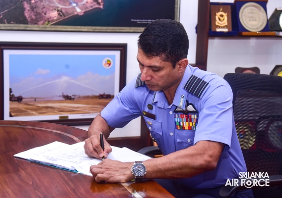 CHANGE OF COMMAND OF THE SLAF ACADEMY CHINA BAY