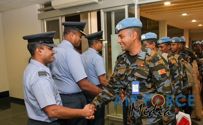 Fourth SLAF Aviation Contingent in the Central African Republic Return Home