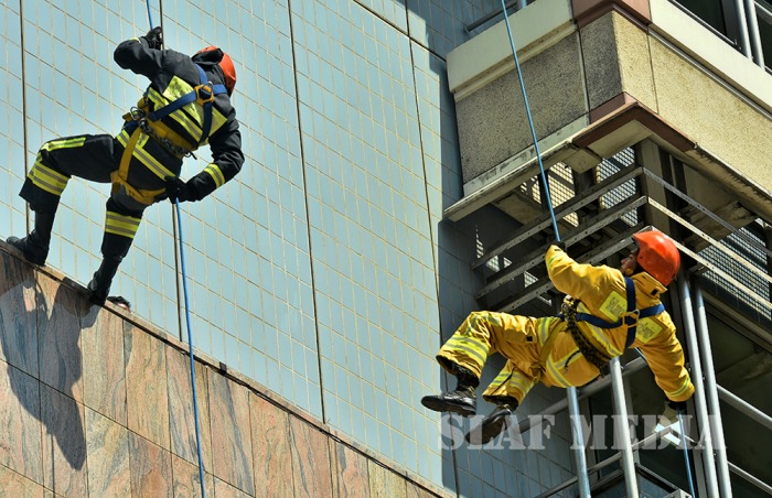 SLAF Assists to Conduct Fire Drill at Central Bank