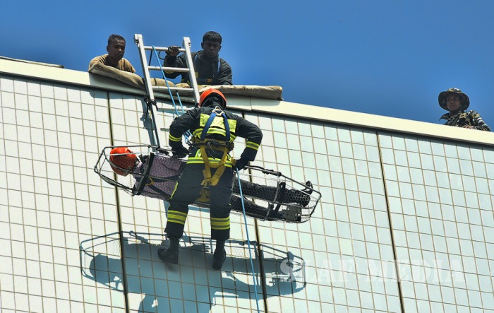 SLAF Assists to Conduct Fire Drill at Central Bank