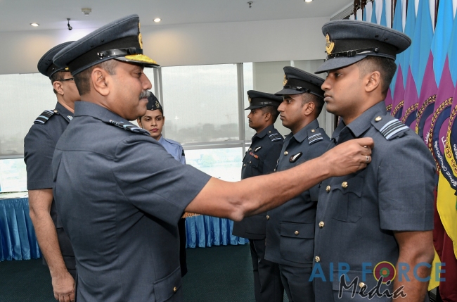 Awarding of Qualification Insignia and Certificates of Commendations