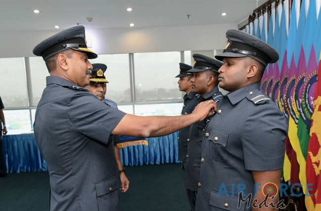 Awarding of Qualification Insignia and Certificates of Commendations