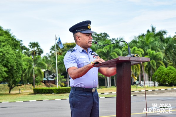 CHANGE OF COMMAND AT NO. 7 HELICOPTER SQUADRON SLAF BASE
HINGURAKGODA
