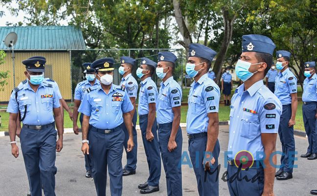 CHANGE OF COMMAND AT SLAF BASE RATMALANA