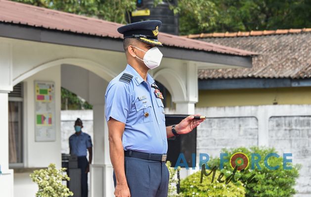 CHANGE OF COMMAND AT SLAF BASE RATMALANA