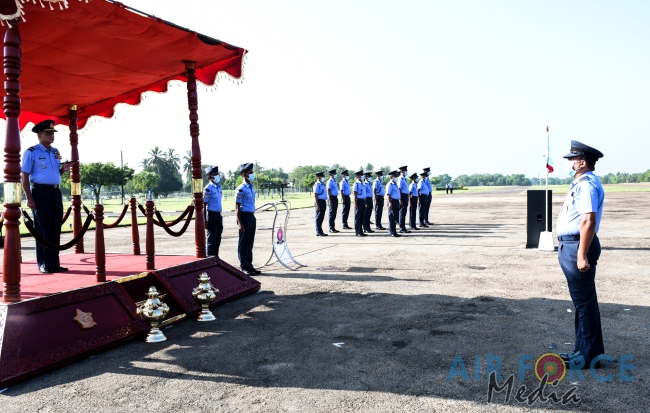 CHANGE OF COMMAND OF SLAF BASE VAVUNIYA