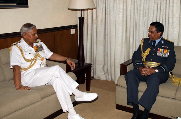 Chief of the Indian Naval Staff calls on Air Force Head Quarters. Chief of the Indian Naval Staff calls on Air Force Head Quarters.