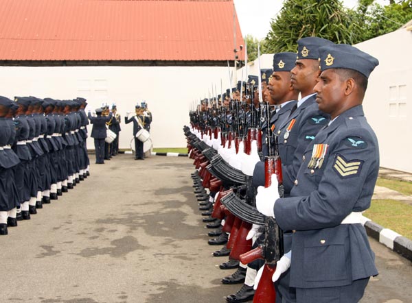 Chief of the Indian Naval Staff calls on Air Force Head Quarters. Chief of the Indian Naval Staff calls on Air Force Head Quarters.