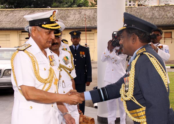 Chief of the Indian Naval Staff calls on Air Force Head Quarters. Chief of the Indian Naval Staff calls on Air Force Head Quarters.