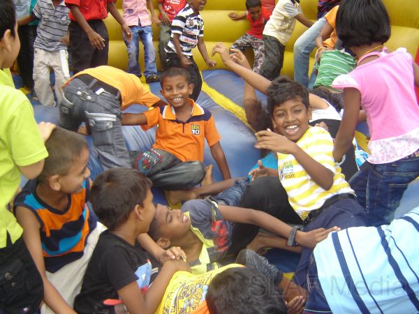 කටුකුරුන්ද ගුවන් හමුදා කඳවුර වාර්ෂික සුහද හමුවක් සහ ළමා සාදයක් පවත්වයි...