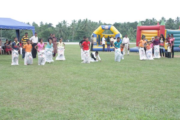 කටුකුරුන්ද ගුවන් හමුදා කඳවුර වාර්ෂික සුහද හමුවක් සහ ළමා සාදයක් පවත්වයි...
