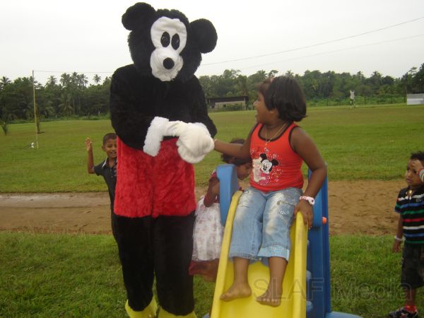 කටුකුරුන්ද ගුවන් හමුදා කඳවුර වාර්ෂික සුහද හමුවක් සහ ළමා සාදයක් පවත්වයි...
