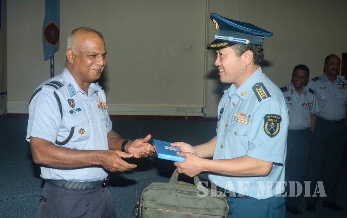 A Delegation from the China NDU Visits Air Force Headquarters