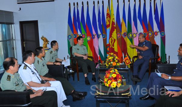 Major General Zhang Long calls on The Commander of The Air Force