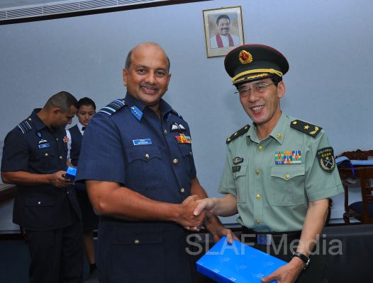 Major General Zhang Long calls on The Commander of The Air Force
