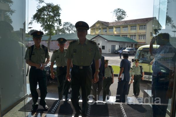 Major General Zhang Long calls on The Commander of The Air Force