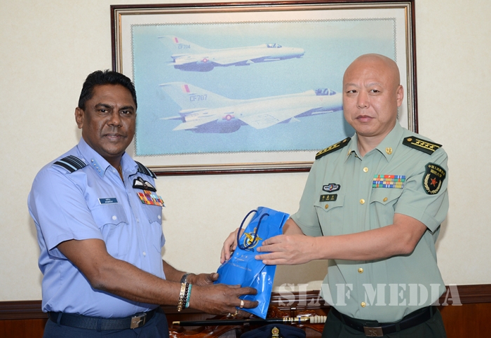 Air Chief Marshal Liu Yazhou calls on the Commander of the Air Force