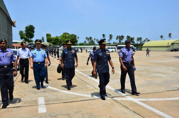 Gen Xu Qi Liang visits sacred Sri Dalada Maligawa and SLAF Base Katunayeka