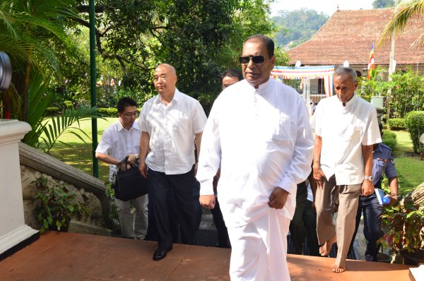 Gen Xu Qi Liang visits sacred Sri Dalada Maligawa and SLAF Base Katunayeka