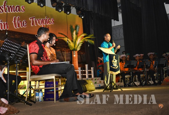 Air Force Christmas Carols with a Tropical Theme