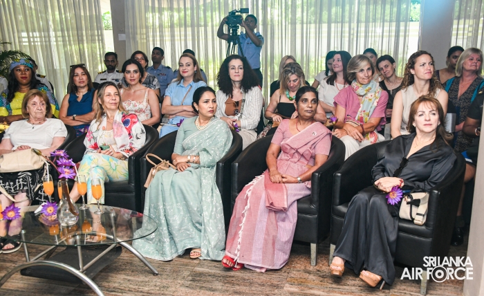 SLAF SEVA VANITHA UNIT WELCOMES SPOUSES OF CISM DELEGATION WITH CULTURAL RECEPTION