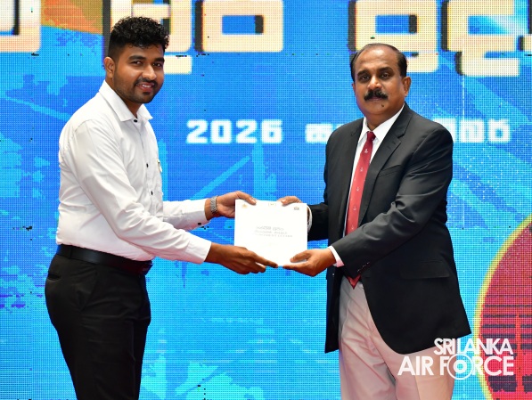 160 NEW RECRUITS JOIN THE SRI LANKA AIR FORCE CIVIL SERVICE