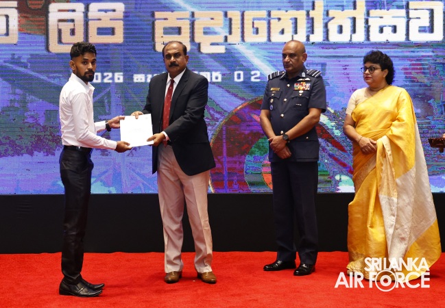 160 NEW RECRUITS JOIN THE SRI LANKA AIR FORCE CIVIL SERVICE