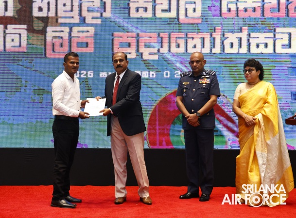 160 NEW RECRUITS JOIN THE SRI LANKA AIR FORCE CIVIL SERVICE