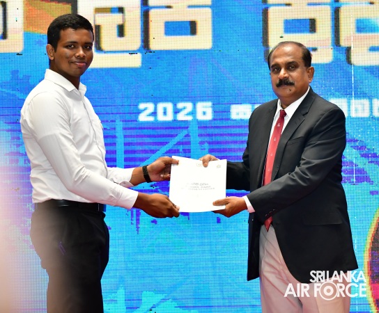 160 NEW RECRUITS JOIN THE SRI LANKA AIR FORCE CIVIL SERVICE