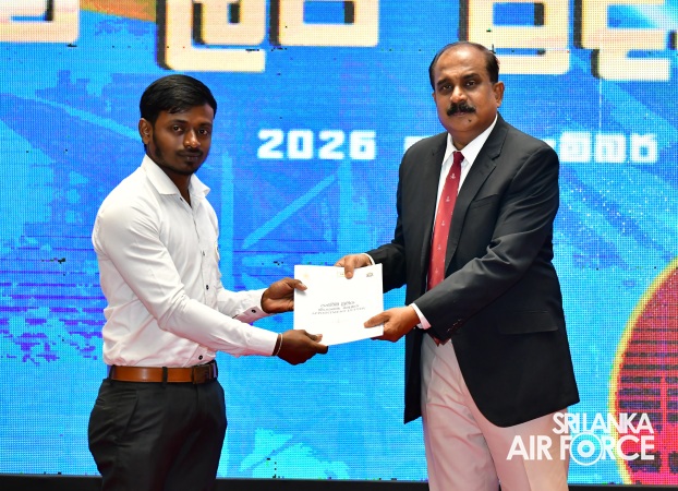 160 NEW RECRUITS JOIN THE SRI LANKA AIR FORCE CIVIL SERVICE