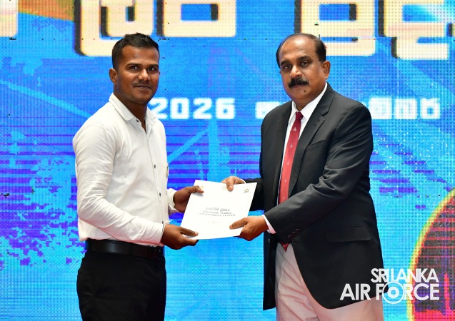 160 NEW RECRUITS JOIN THE SRI LANKA AIR FORCE CIVIL SERVICE