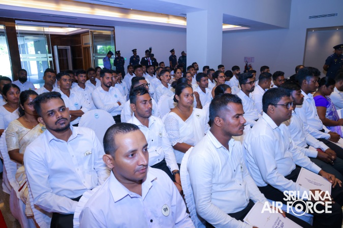 160 NEW RECRUITS JOIN THE SRI LANKA AIR FORCE CIVIL SERVICE