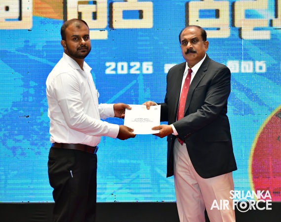160 NEW RECRUITS JOIN THE SRI LANKA AIR FORCE CIVIL SERVICE