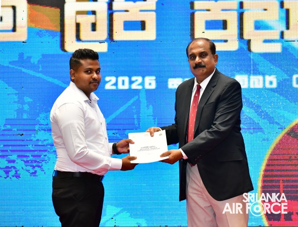 160 NEW RECRUITS JOIN THE SRI LANKA AIR FORCE CIVIL SERVICE