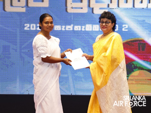 160 NEW RECRUITS JOIN THE SRI LANKA AIR FORCE CIVIL SERVICE
