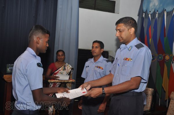 Closing Address Ceremony Of No.149 Computer Technician Basic
Trade Training Course