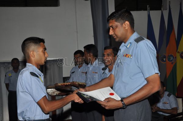 Closing Address Ceremony of Computer Technician Basic & Clerk GD Advanced course