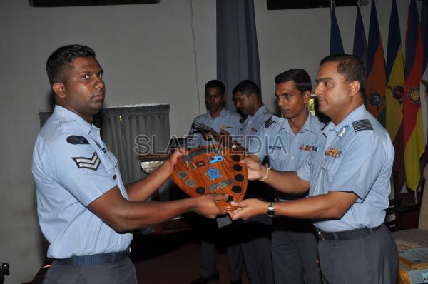 Closing Address Ceremony of Computer Technician Basic & Clerk GD Advanced course