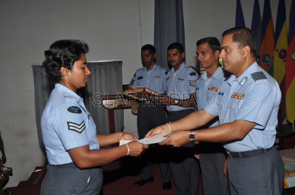 Closing Address Ceremony of Computer Technician Basic & Clerk GD Advanced course