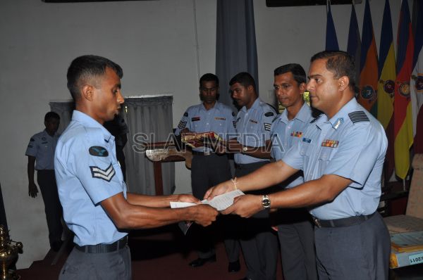 Closing Address Ceremony of Computer Technician Basic & Clerk GD Advanced course